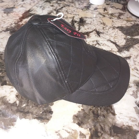Leather cap - Picture 2 of 4
